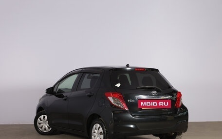 Toyota Vitz, 2013 год, 899 000 рублей, 5 фотография