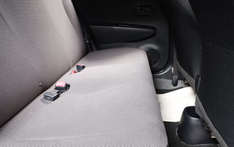 Toyota Vitz, 2013 год, 899 000 рублей, 16 фотография