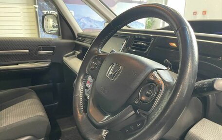 Honda Stepwgn IV, 2015 год, 1 860 000 рублей, 13 фотография