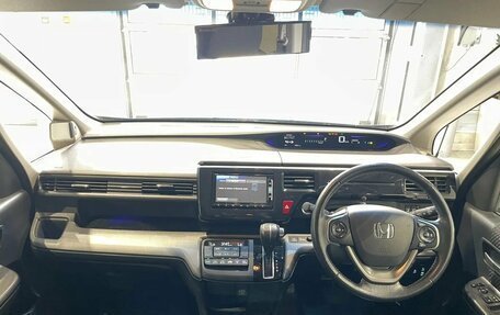 Honda Stepwgn IV, 2015 год, 1 860 000 рублей, 11 фотография