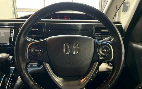 Honda Stepwgn IV, 2015 год, 1 860 000 рублей, 14 фотография