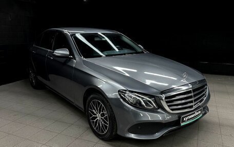 Mercedes-Benz E-Класс, 2018 год, 1 887 000 рублей, 3 фотография