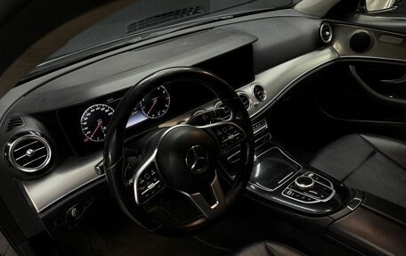 Mercedes-Benz E-Класс, 2018 год, 1 887 000 рублей, 7 фотография