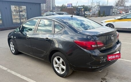 Opel Astra J, 2014 год, 699 000 рублей, 3 фотография