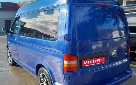 Volkswagen Transporter T5 рестайлинг, 2009 год, 650 000 рублей, 1 фотография