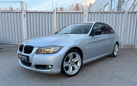 BMW 3 серия, 2011 год, 1 050 000 рублей, 1 фотография