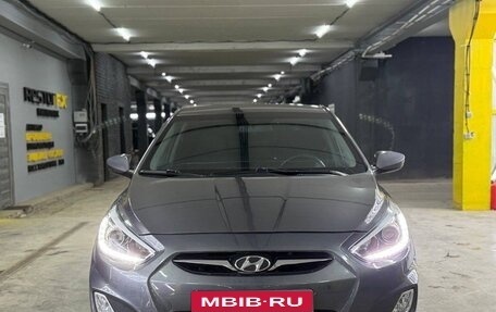 Hyundai Solaris II рестайлинг, 2013 год, 600 000 рублей, 7 фотография