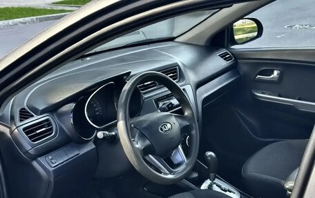 KIA Rio III рестайлинг, 2013 год, 850 000 рублей, 21 фотография