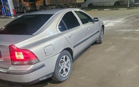 Volvo S60 III, 2003 год, 570 000 рублей, 3 фотография
