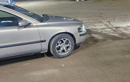 Volvo S60 III, 2003 год, 570 000 рублей, 2 фотография