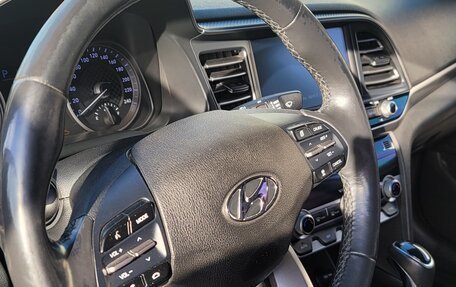 Hyundai Avante, 2019 год, 1 300 000 рублей, 9 фотография