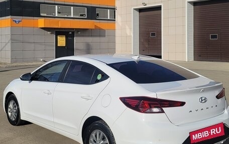 Hyundai Avante, 2019 год, 1 300 000 рублей, 4 фотография