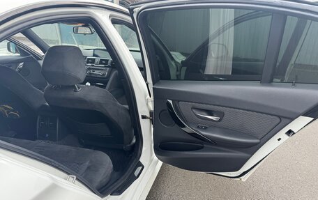 BMW 3 серия, 2014 год, 2 000 000 рублей, 15 фотография