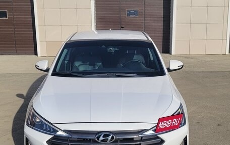 Hyundai Avante, 2019 год, 1 300 000 рублей, 2 фотография