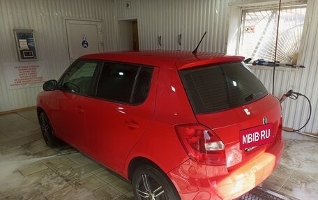 Skoda Fabia II, 2013 год, 450 000 рублей, 3 фотография