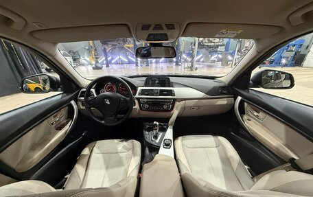 BMW 3 серия, 2018 год, 2 200 000 рублей, 10 фотография