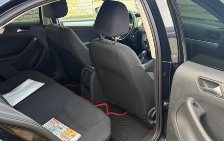 Volkswagen Jetta VI, 2012 год, 1 040 000 рублей, 8 фотография