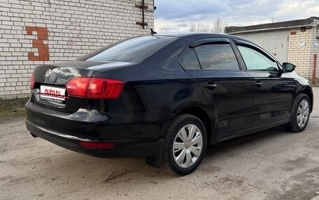 Volkswagen Jetta VI, 2012 год, 1 040 000 рублей, 2 фотография