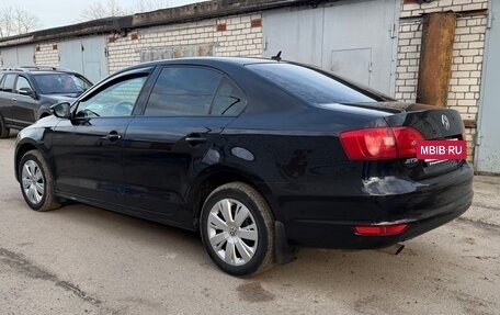Volkswagen Jetta VI, 2012 год, 1 040 000 рублей, 3 фотография