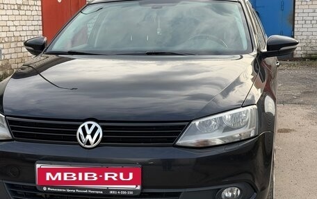 Volkswagen Jetta VI, 2012 год, 1 040 000 рублей, 5 фотография