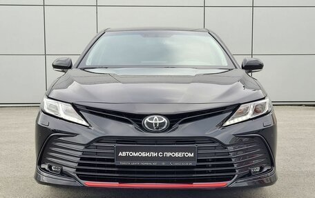 Toyota Camry, 2022 год, 3 800 000 рублей, 2 фотография