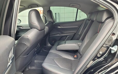 Toyota Camry, 2022 год, 3 800 000 рублей, 20 фотография
