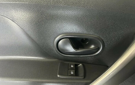 Renault Logan II, 2015 год, 577 500 рублей, 6 фотография