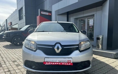 Renault Logan II, 2015 год, 577 500 рублей, 2 фотография