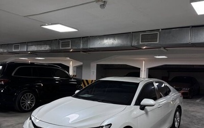 Toyota Camry, 2020 год, 2 100 000 рублей, 1 фотография