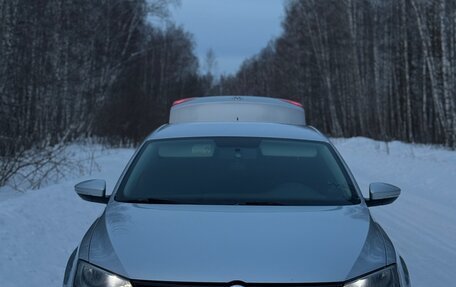 Volkswagen Jetta VI, 2013 год, 950 000 рублей, 5 фотография