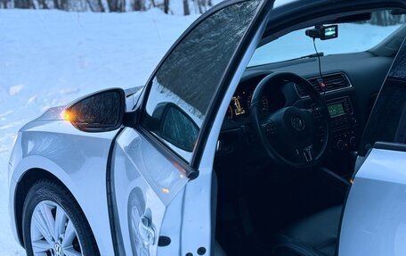 Volkswagen Jetta VI, 2013 год, 950 000 рублей, 8 фотография