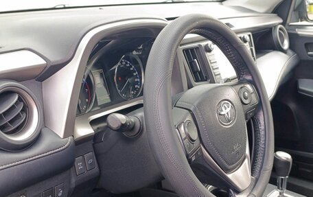 Toyota RAV4, 2018 год, 2 550 000 рублей, 9 фотография