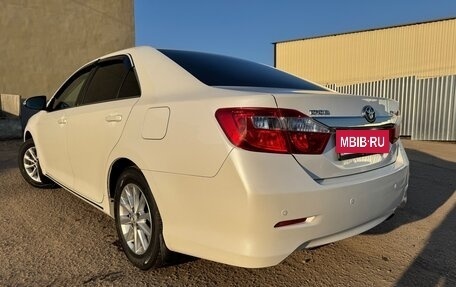 Toyota Camry, 2014 год, 1 450 000 рублей, 4 фотография