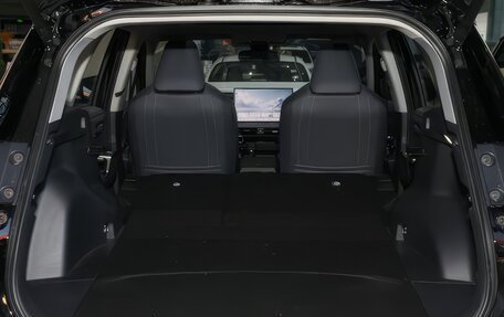 Toyota RAV4, 2026 год, 4 400 000 рублей, 21 фотография