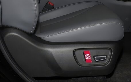 Toyota RAV4, 2026 год, 4 400 000 рублей, 17 фотография