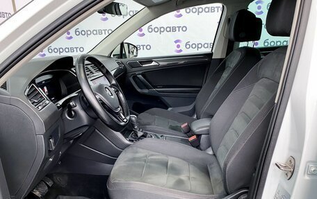 Volkswagen Tiguan II, 2017 год, 2 180 000 рублей, 11 фотография