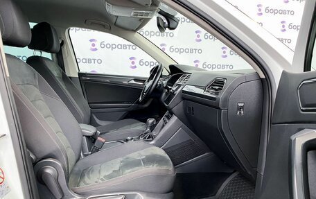 Volkswagen Tiguan II, 2017 год, 2 180 000 рублей, 13 фотография