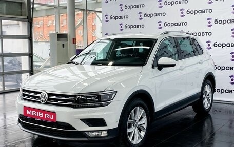 Volkswagen Tiguan II, 2017 год, 2 180 000 рублей, 2 фотография