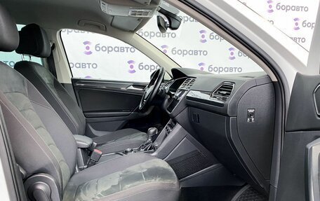 Volkswagen Tiguan II, 2017 год, 2 180 000 рублей, 14 фотография