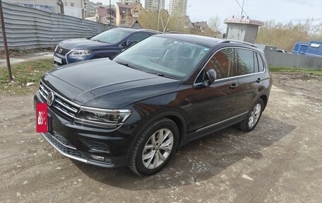 Volkswagen Tiguan II, 2018 год, 2 150 000 рублей, 3 фотография