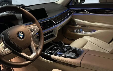 BMW 7 серия, 2017 год, 6 000 000 рублей, 11 фотография