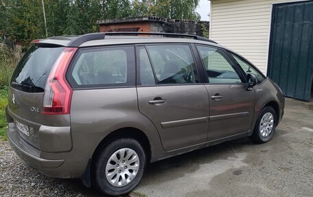 Citroen C4 Picasso II рестайлинг, 2009 год, 500 000 рублей, 5 фотография