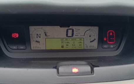 Citroen C4 Picasso II рестайлинг, 2009 год, 500 000 рублей, 14 фотография