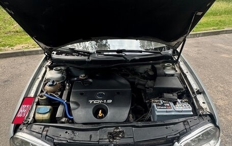 Volkswagen Golf IV, 1997 год, 350 000 рублей, 2 фотография