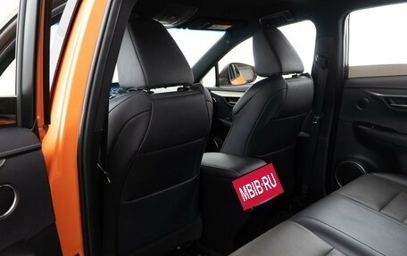 Lexus NX I, 2018 год, 3 649 999 рублей, 14 фотография