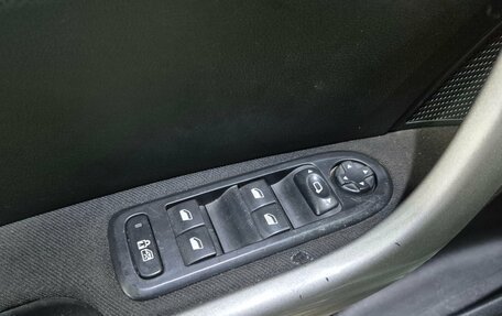 Peugeot 308 II, 2012 год, 639 000 рублей, 18 фотография