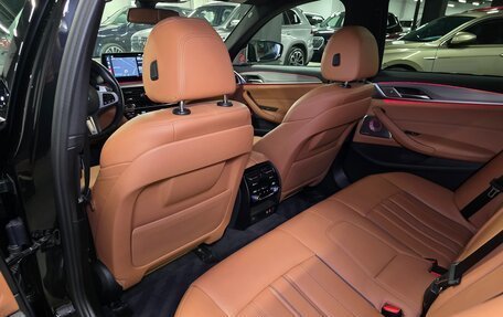 BMW 5 серия, 2020 год, 5 555 000 рублей, 23 фотография