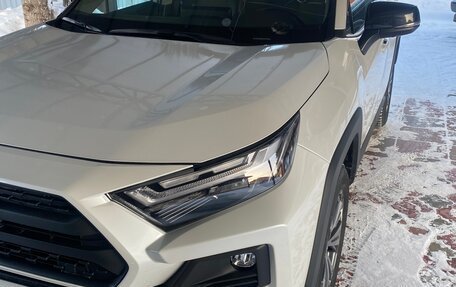 Toyota RAV4, 2025 год, 4 099 000 рублей, 29 фотография