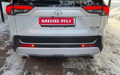 Toyota RAV4, 2025 год, 4 099 000 рублей, 13 фотография