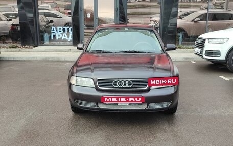 Audi A4, 1996 год, 310 000 рублей, 2 фотография